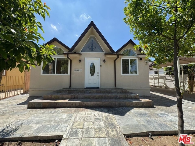 5049 Hesperia Avenue - Photo 1
