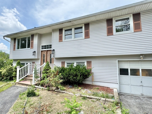 42 Merriewold Lane N - Photo 1