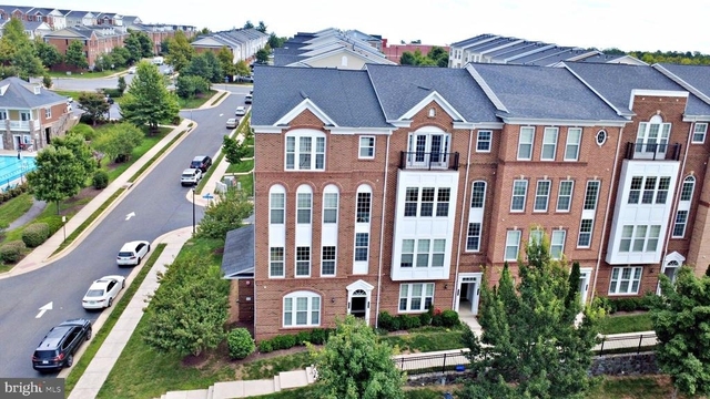 20694 Erskine Terrace - Photo 1