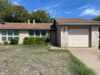 606 Country Aire Dr - Photo 1