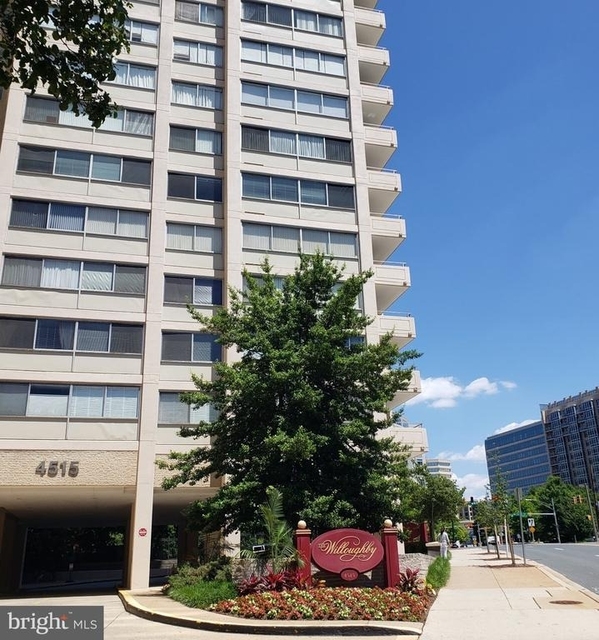 4515 Willard Avenue - Photo 1