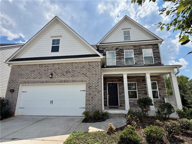 323 Coppergate Court - Photo 1