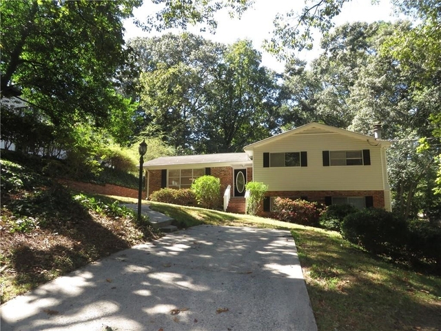 2554 Skyland Trail Ne - Photo 1