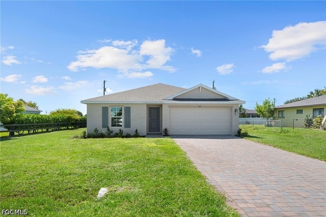 3030 Sw 15th Place - Photo 1
