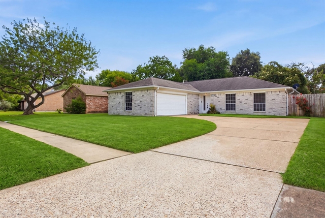 22603 Deville Drive - Photo 1