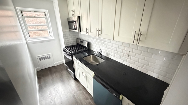 83-33 118th Street - Photo 1