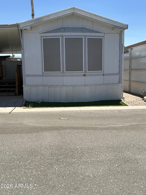 146 N Merrill Road N - Photo 1