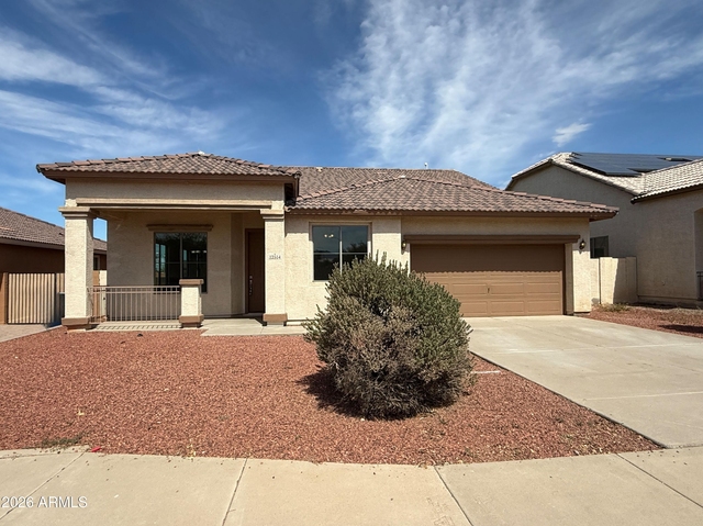 12514 W Winslow Avenue - Photo 1