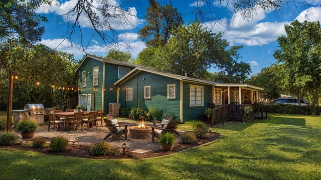 1223 N Center Street - Photo 1