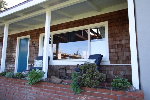 525 Ramona Avenue - Photo 1
