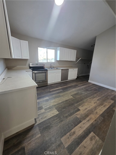 20370 Lakeridge - Photo 1