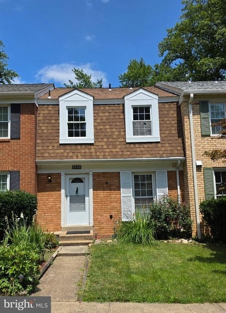 9529 Cherry Oak Court - Photo 1