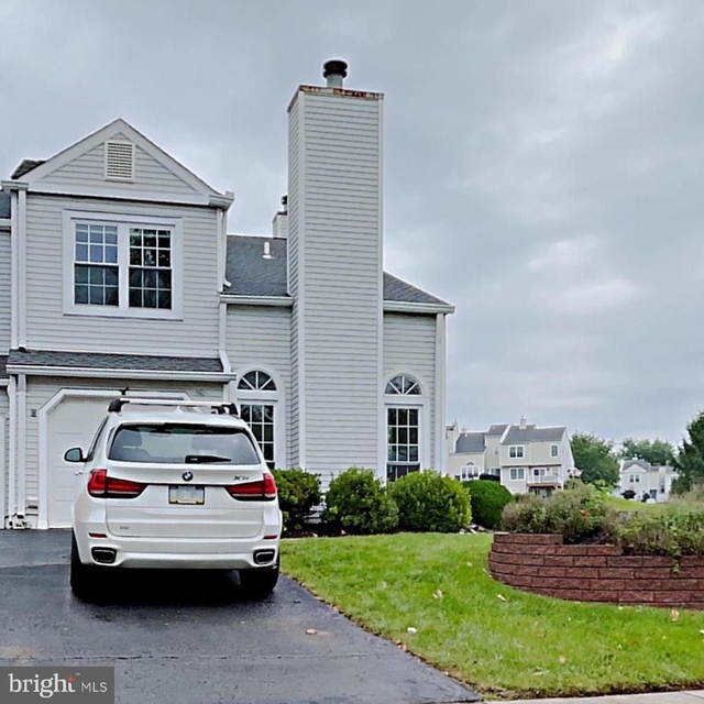 129 N Park Road - Photo 1