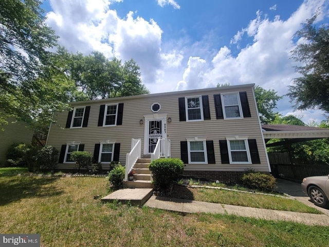 8903 Blackbriar Court - Photo 1
