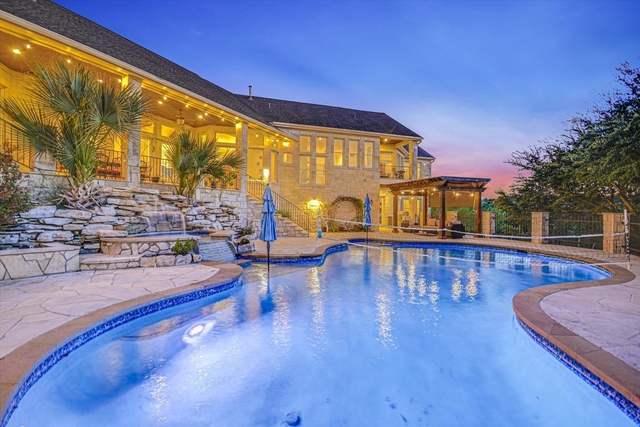17110 Majestic Ridge Rd - Photo 1
