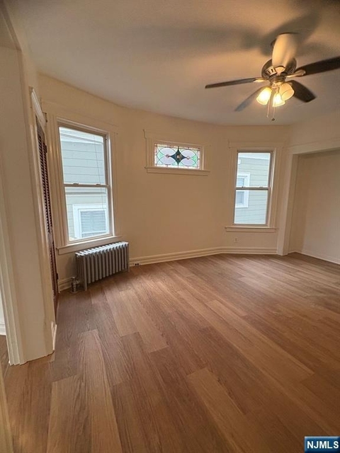 194 Hillside - Photo 1
