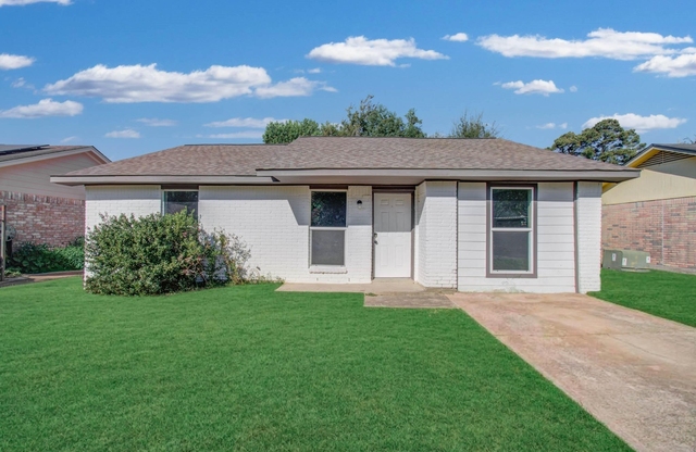 9843 Ribbonwood Street - Photo 1