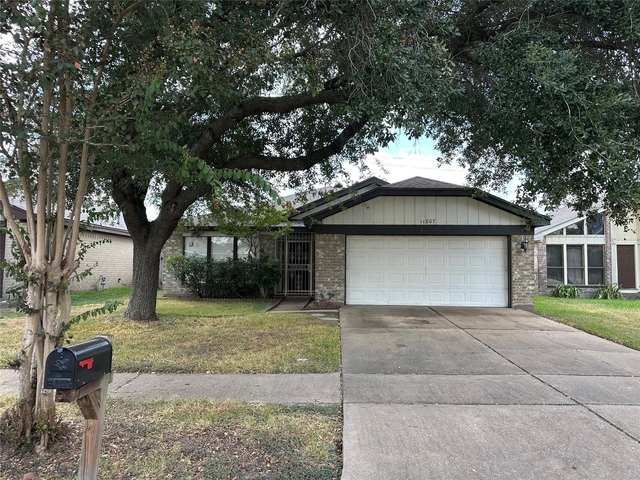 11807 Acadian Drive - Photo 1