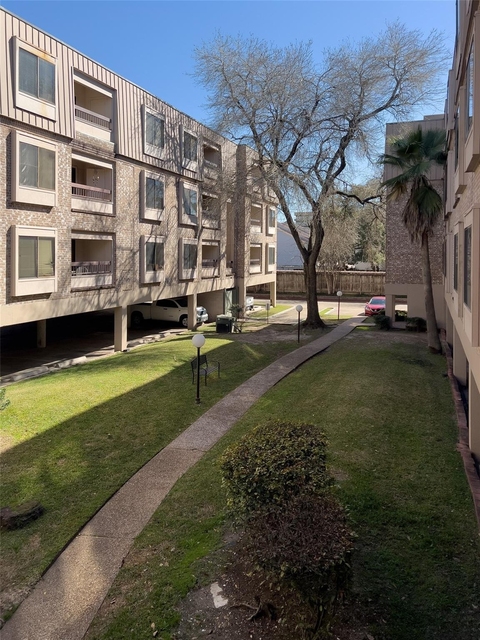 2209 S Braeswood Boulevard - Photo 1