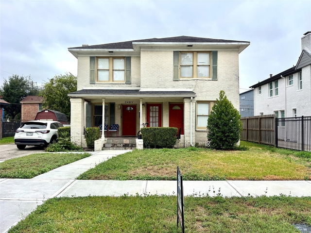 2405 Isabella Street - Photo 1