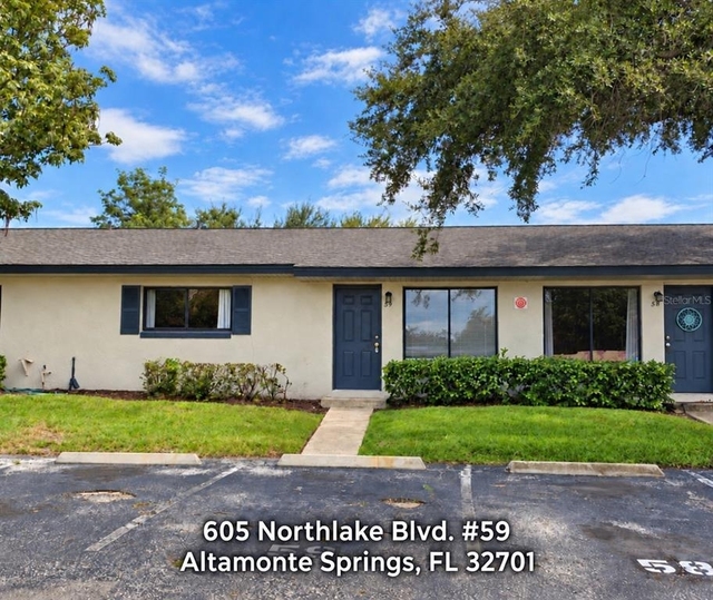 605 Northlake Boulevard - Photo 1