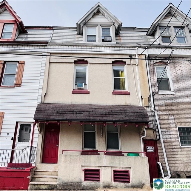 34 Penn Street S - Photo 1