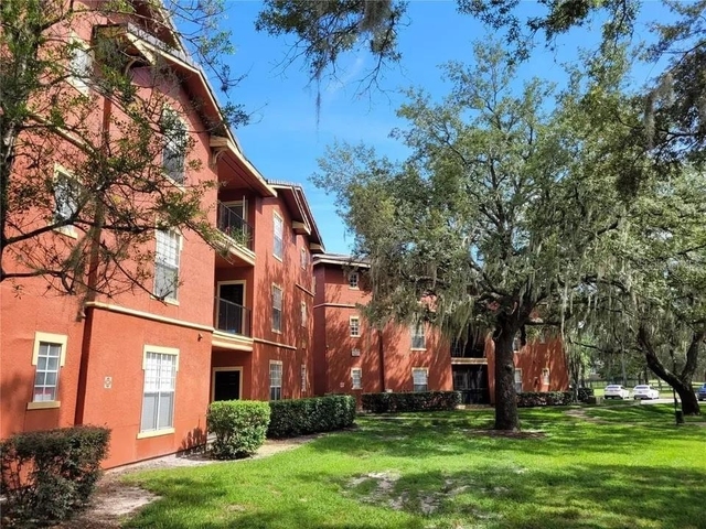 1325 Rotonda Point - Photo 1