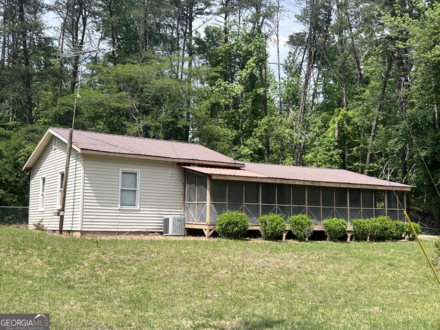 844 Shorewood Circle - Photo 1