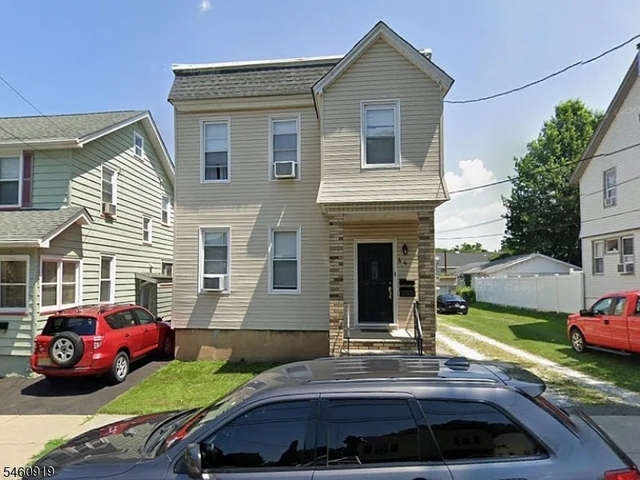 44 Dawson St - Photo 1