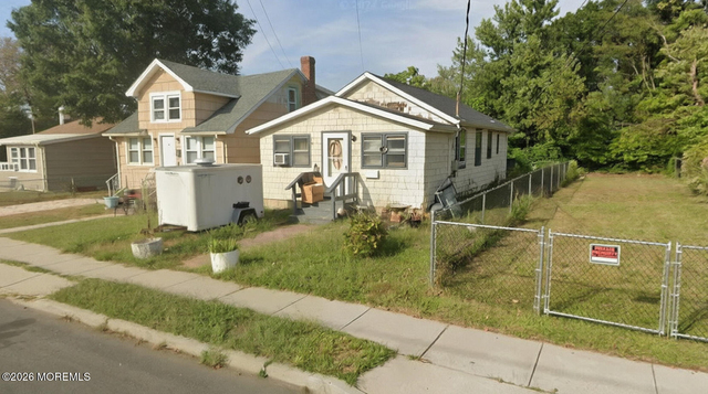 75 Shore Boulevard - Photo 1