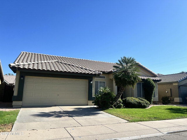 1918 E Marquette Drive - Photo 1