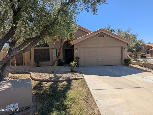 15629 N 51st Street - Photo 1
