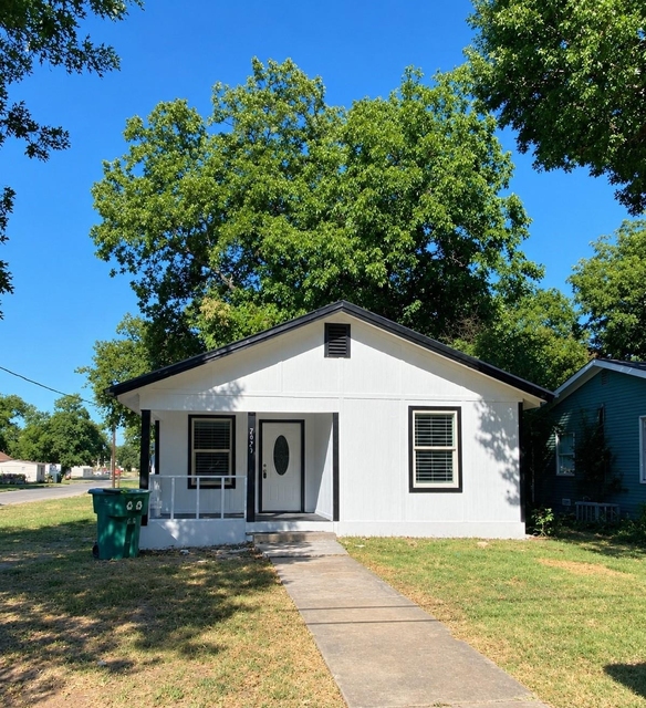 2020 S Branch Street - Photo 1