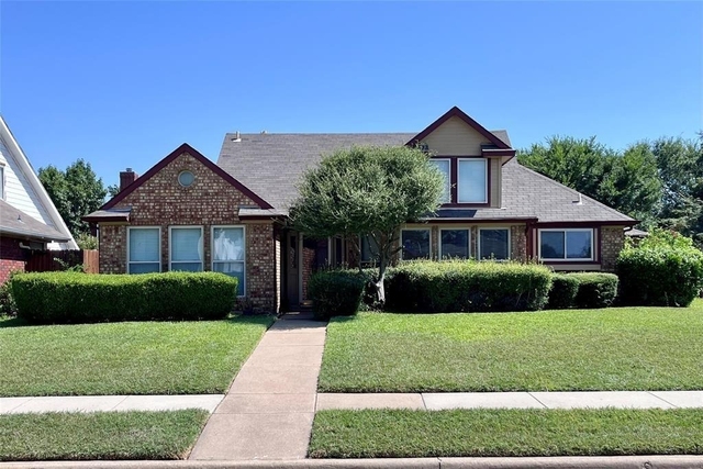 2766 Claremont Drive - Photo 1