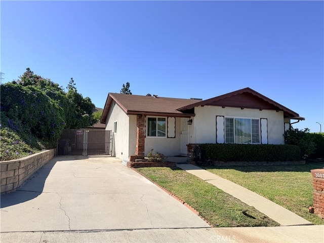 3007 Norsewood Drive - Photo 1
