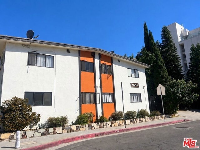 1554 Cassil Place - Photo 1
