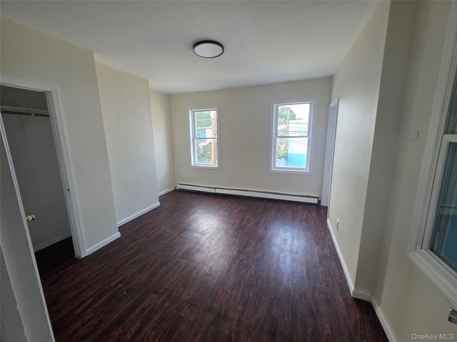 127 W Parmenter Street - Photo 1