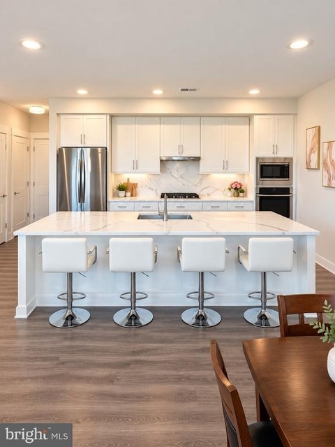 43820 Trackside Terrace - Photo 1