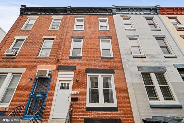 1331 N Newkirk Street - Photo 1
