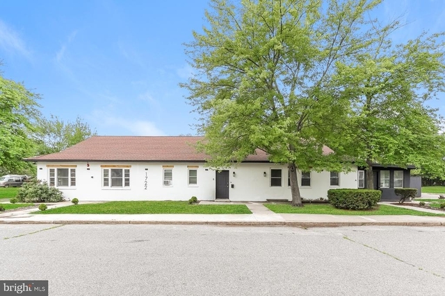 1722 Overbrook Avenue - Photo 1