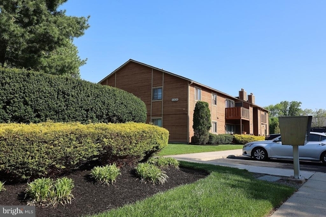 806 Harrier Row - Photo 1