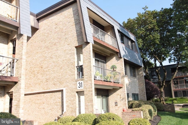 31 Stonehenge Circle - Photo 1