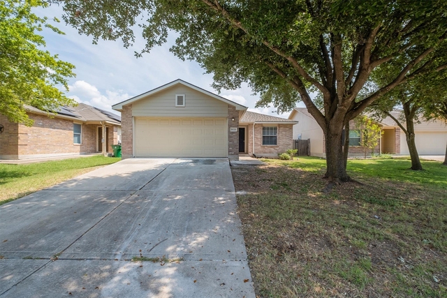 18220 Canopy Ln - Photo 1