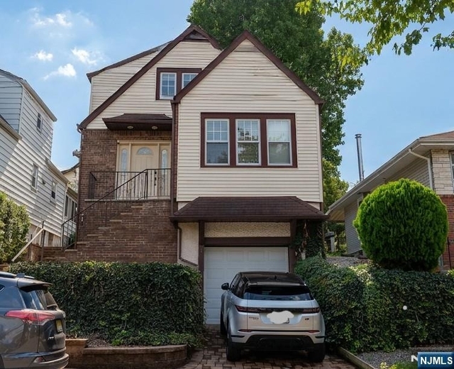 728 Stewart - Photo 1