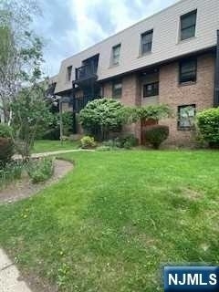 560 North - Photo 1