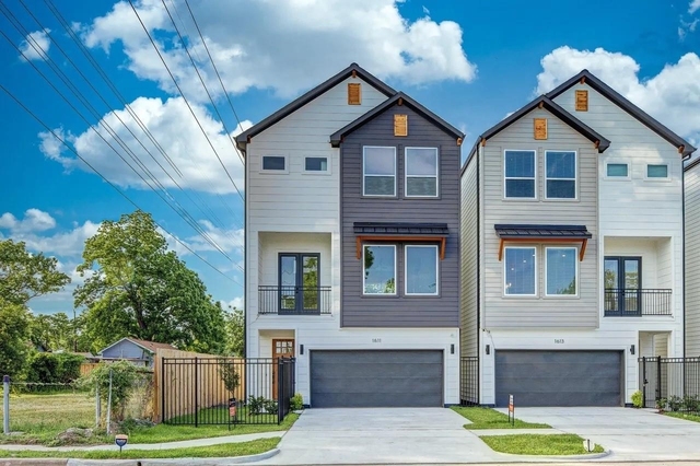 1611 Erin Street - Photo 1