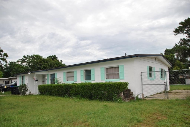 4113 Seybold Avenue - Photo 1