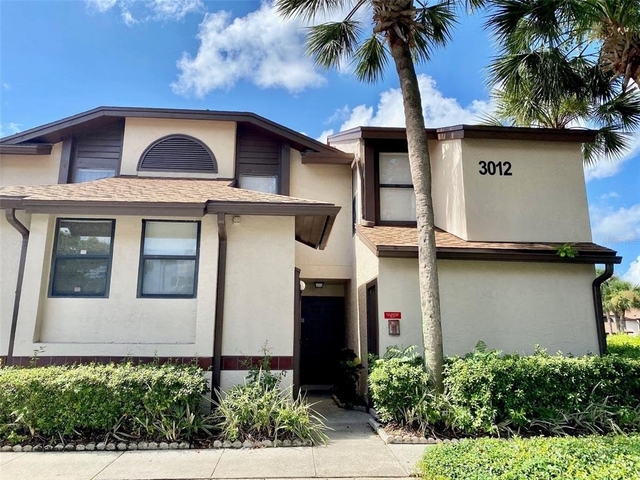 3012 S Semoran Boulevard - Photo 1