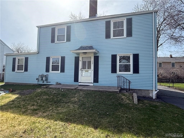 102 Ellen Drive - Photo 1