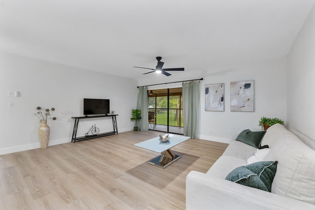 195 Deer Creek Boulevard - Photo 1